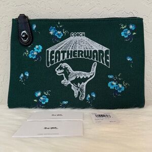 Coach Turnlock Pouch 26 With Rexy